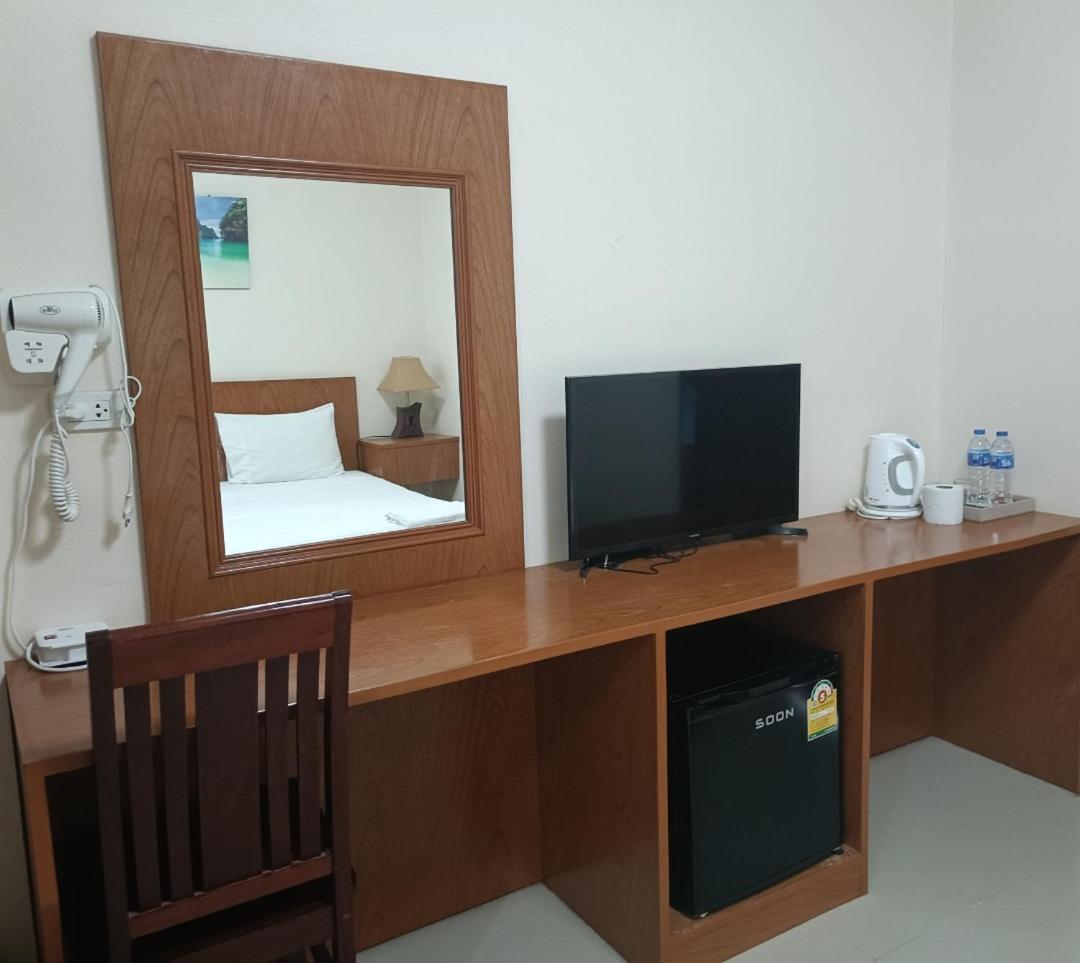 Sj House Hotel Aonang Ban Klong Haeng Exterior photo