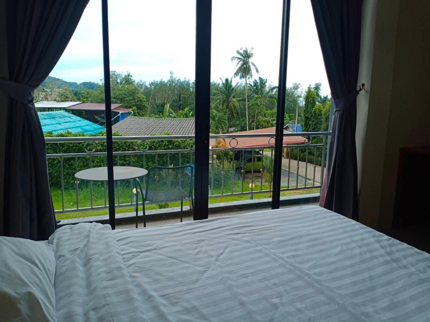 Sj House Hotel Aonang Ban Klong Haeng Exterior photo